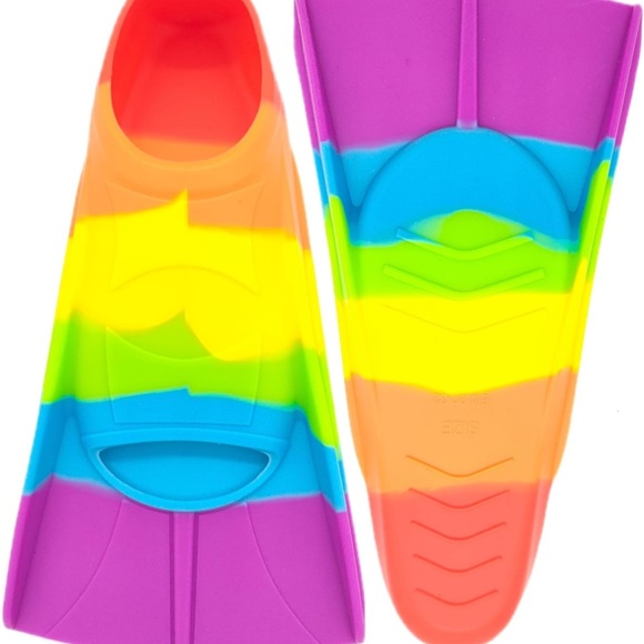 Kids Swim Fins,Comfortable Silicone Flippers for Swimming Beginners Kids 6.5-7.5 - Picture 2 of 5